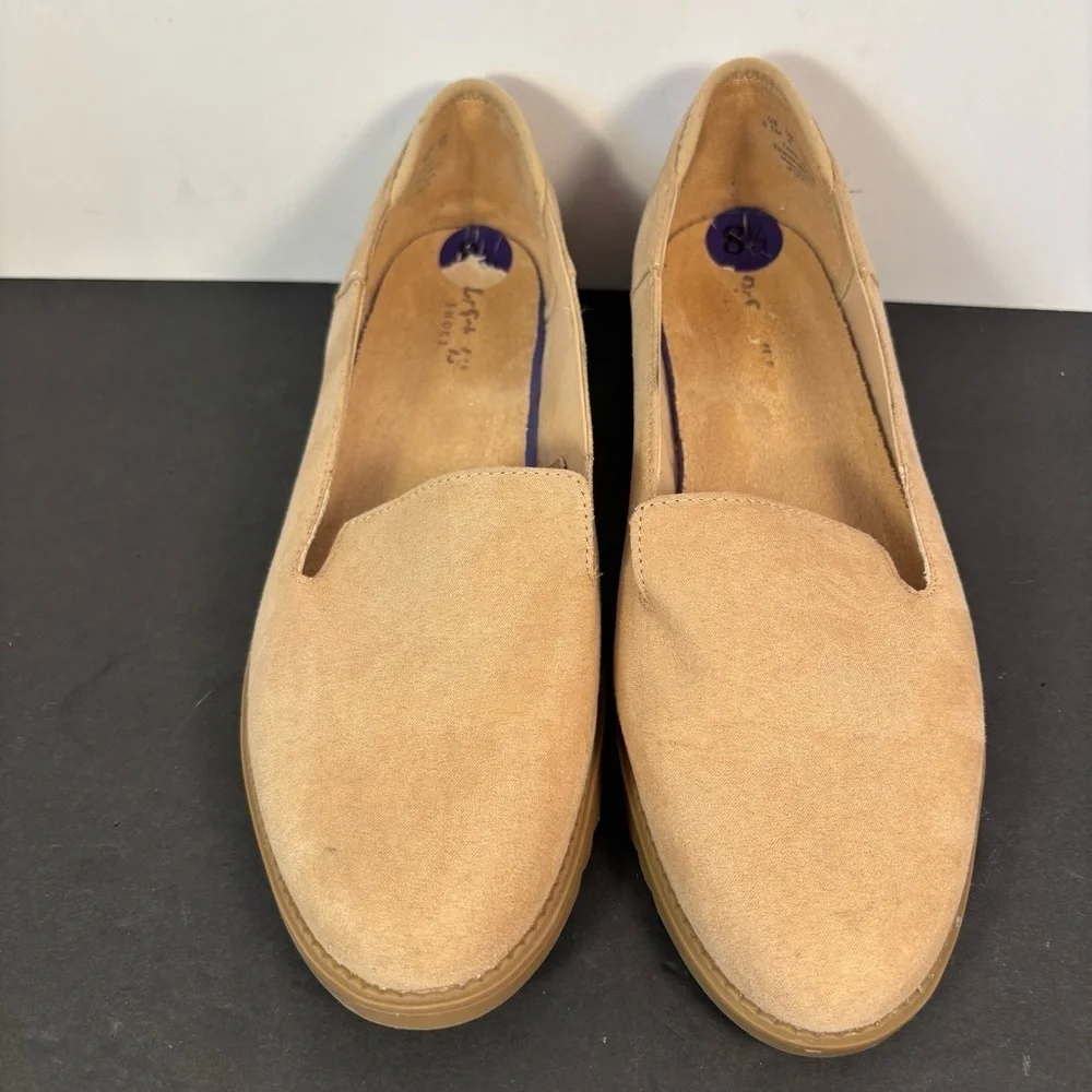 Dr. Scholl’s Beige Suede Slip-On Flats Women’s 8.5M Comfort Loafers